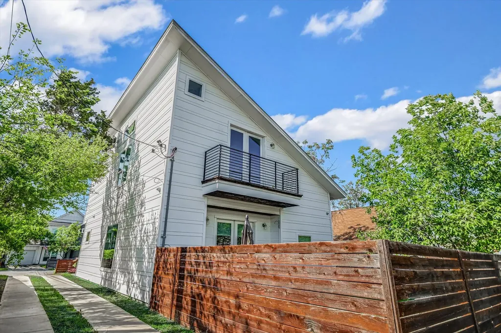 1131 Mason Avenue Austin TX 78721