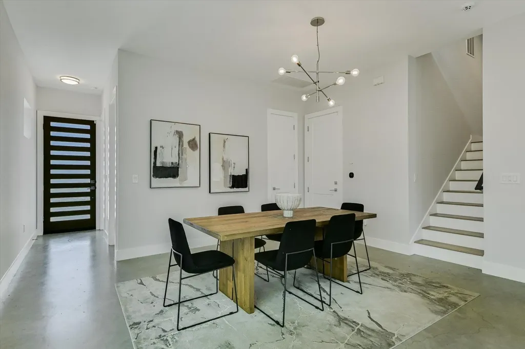 1131 Mason Avenue Austin TX 78721