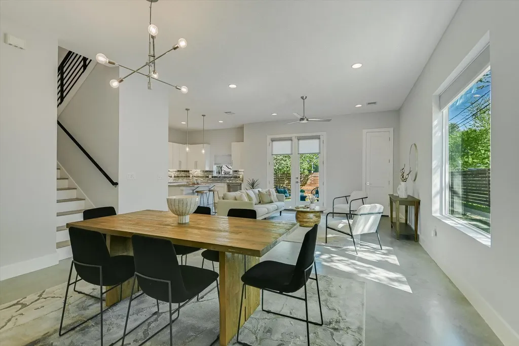 1131 Mason Avenue Austin TX 78721