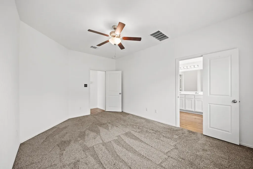 144 High Plains Pass Liberty Hill TX 78642
