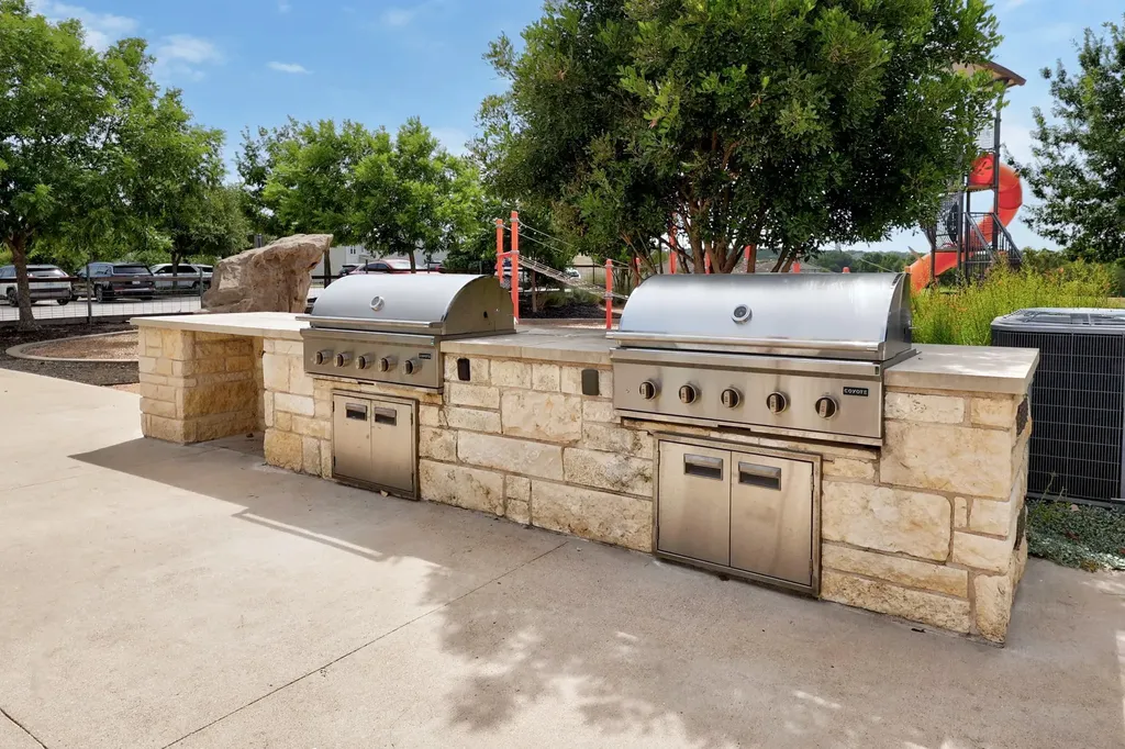144 High Plains Pass Liberty Hill TX 78642