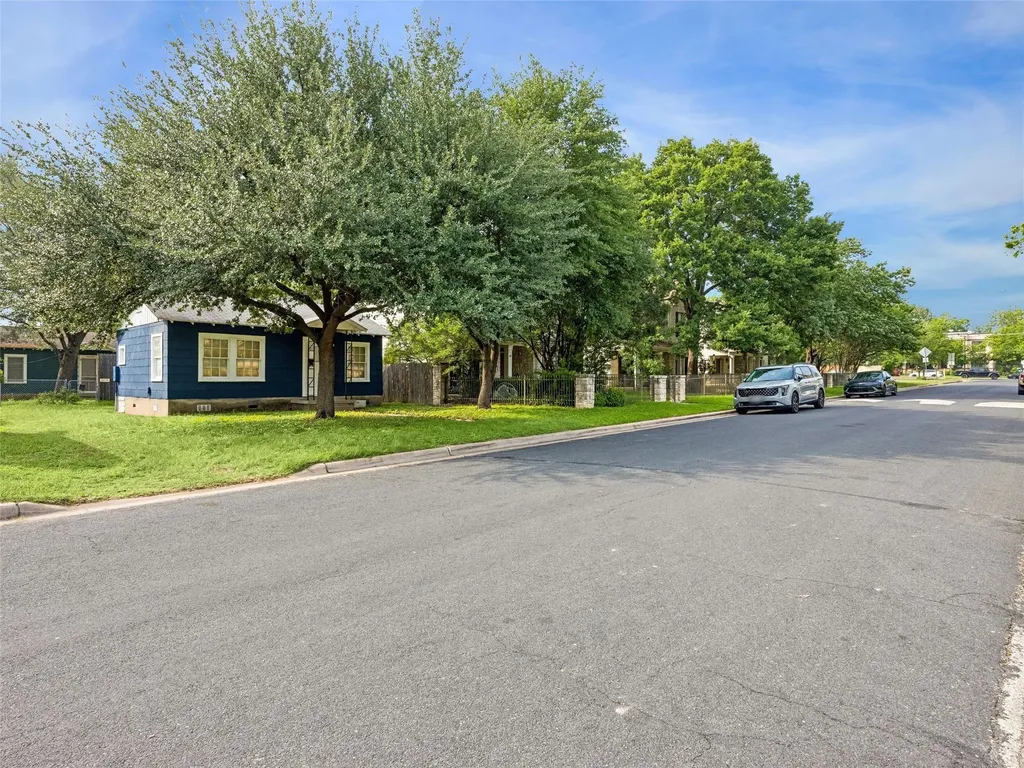 4408 Maybelle Avenue Austin TX 78756