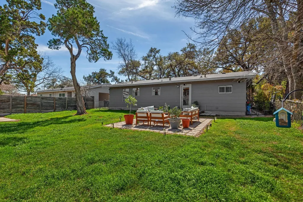 1110 W Oltorf Street Austin TX 78704