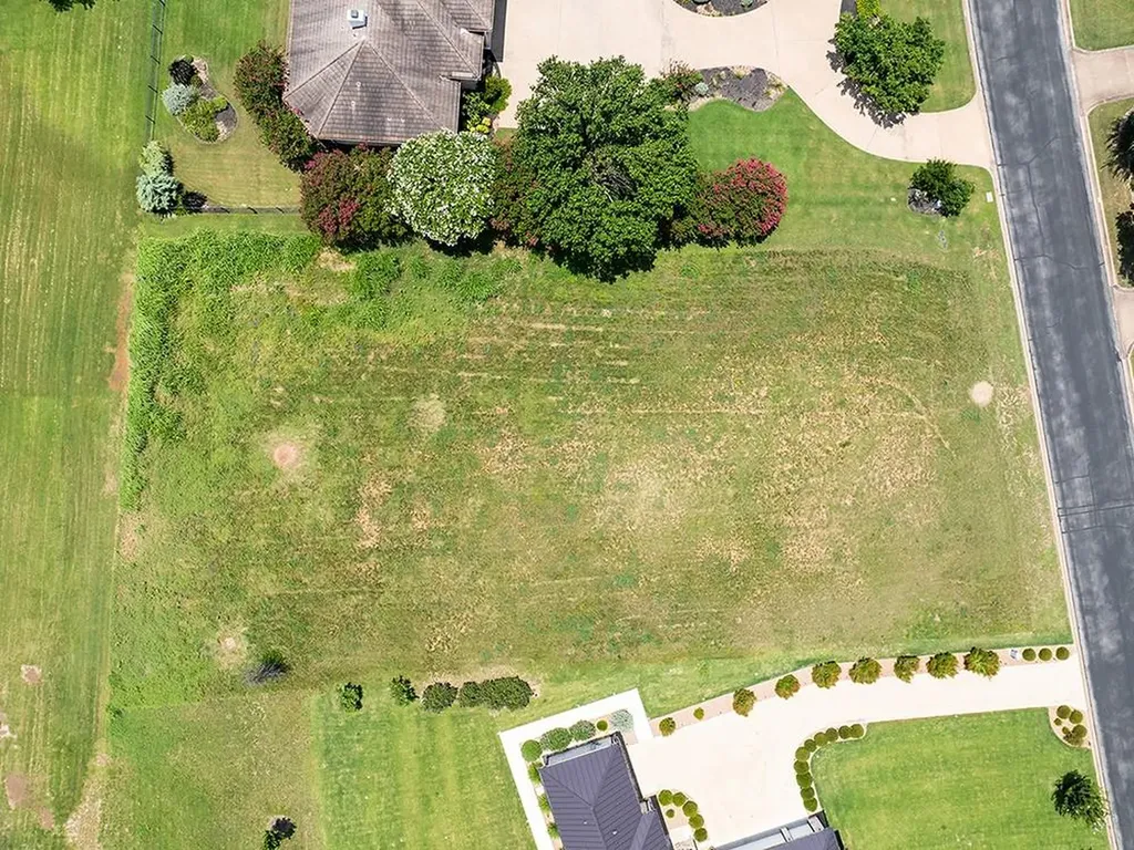 2209 Lauren Drive Spicewood TX 78669