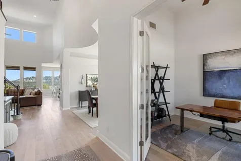 405 Baldovino Skyway Lakeway TX 78738