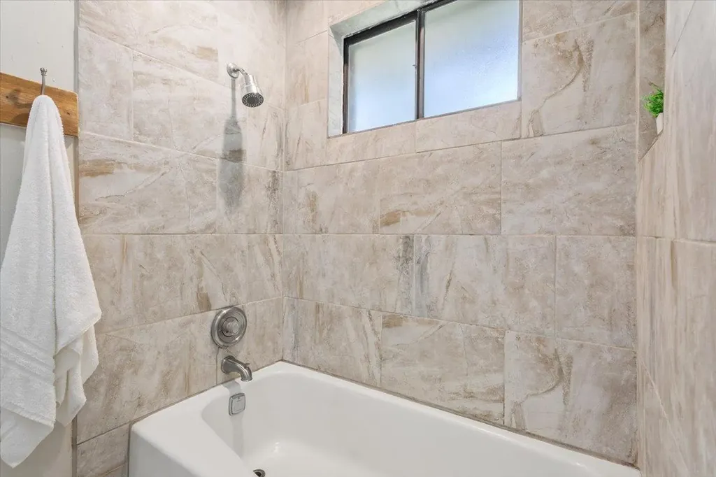 1203 Saint Williams Avenue Round Rock TX 78681