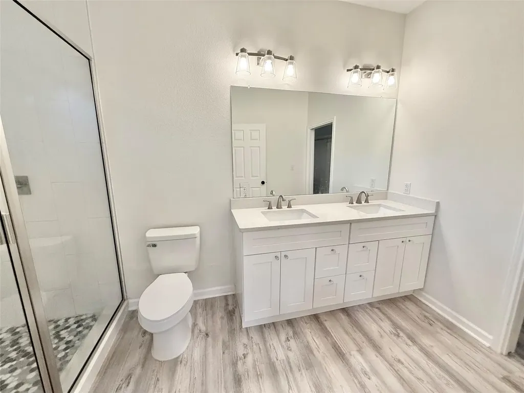1401 W 7th Street Taylor TX 76574