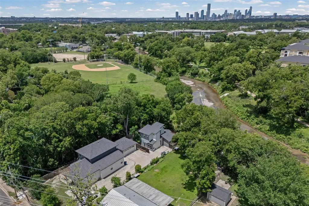 1128 Walton Lane Austin TX 78721