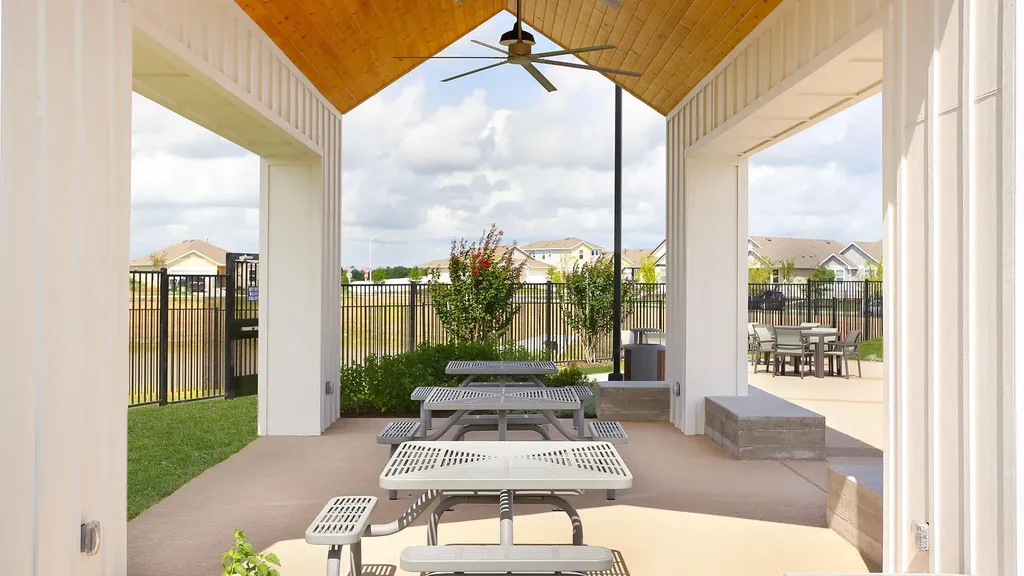 180 Lennox Drive Kyle TX 78640