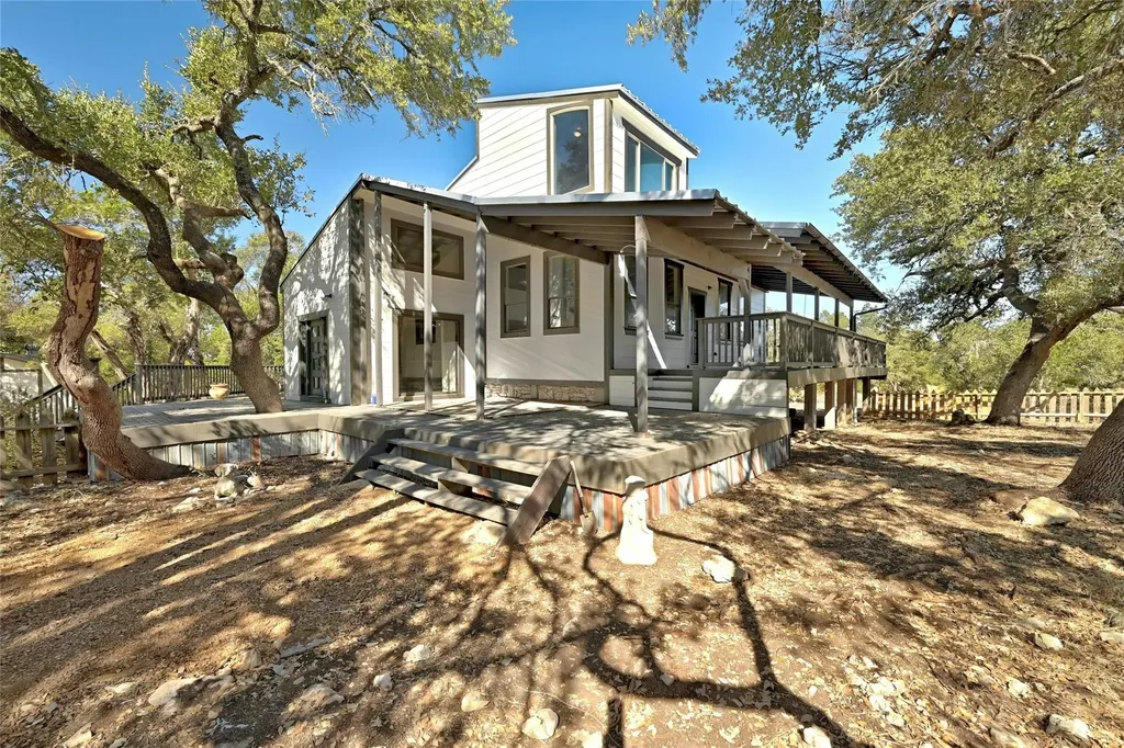 4016 Mcgregor Lane Dripping Springs TX 78620