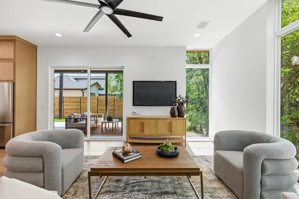 4806 Richmond #2 Avenue Austin TX 78745
