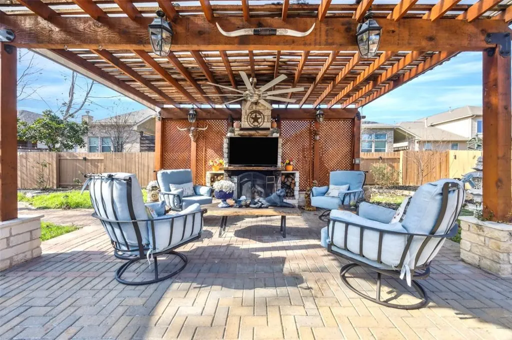 4215 Windberry Court Round Rock TX 78665