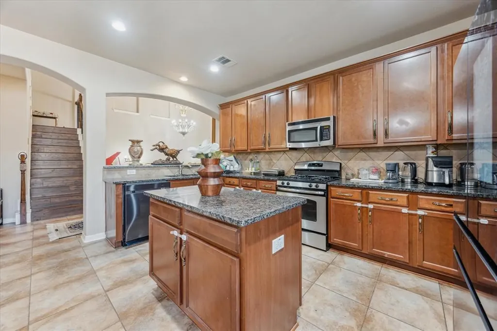 4215 Windberry Court Round Rock TX 78665