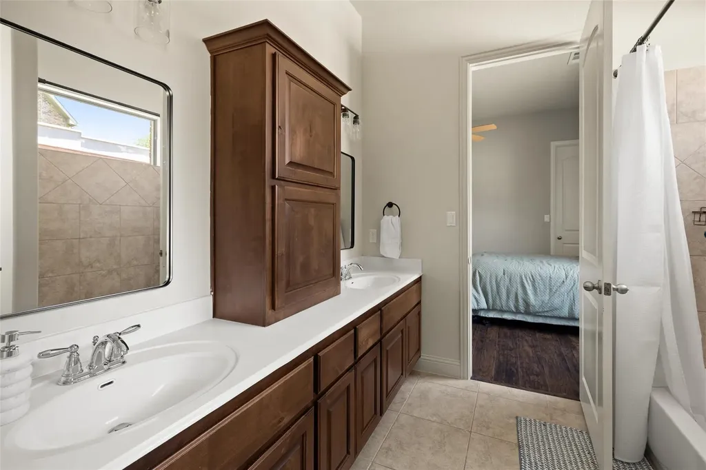 140 Stoney Point Road Austin TX 78737