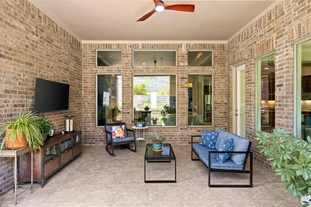 140 Stoney Point Road Austin TX 78737