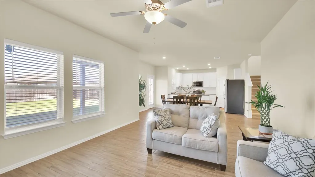 13716 Sugar Bush Path Manor TX 78653