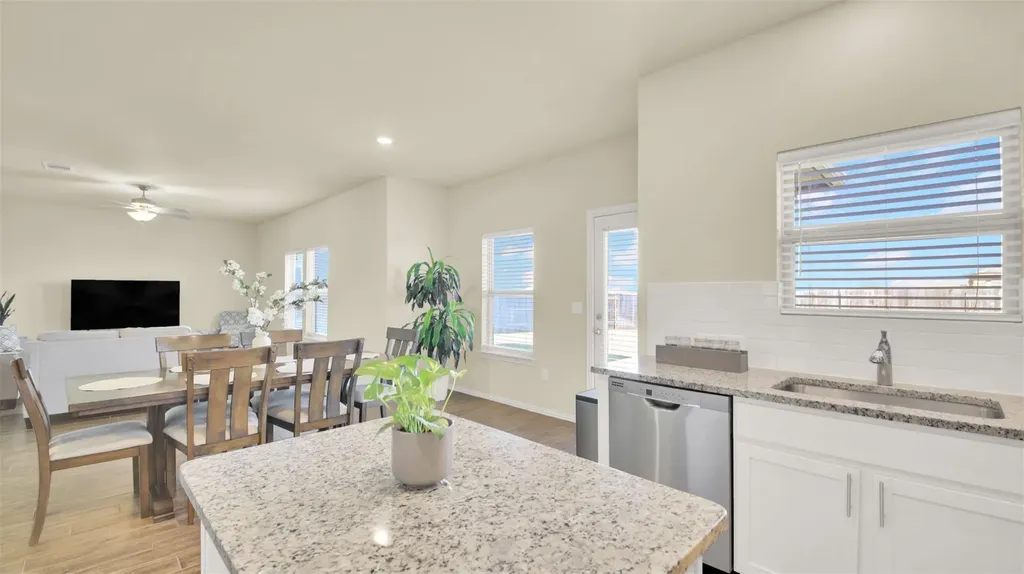13716 Sugar Bush Path Manor TX 78653