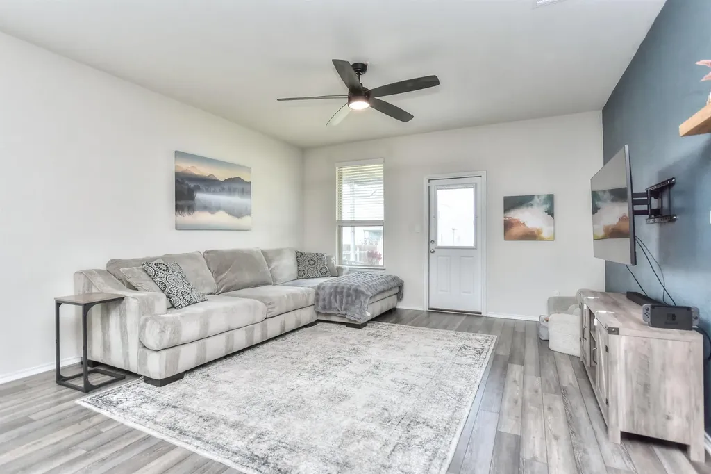 105 Bracken Fern Lane Georgetown TX 78626