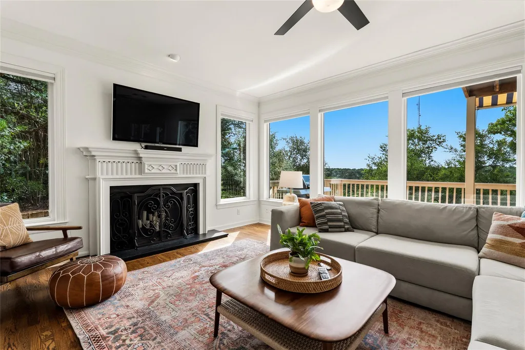 3107 Lookout Lane Austin TX 78746
