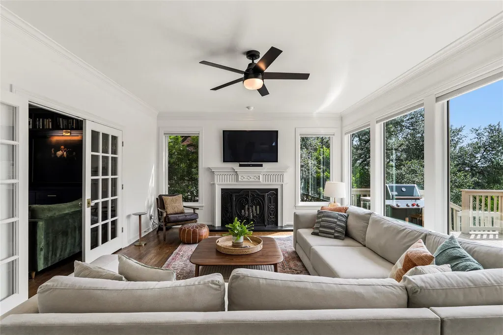 3107 Lookout Lane Austin TX 78746