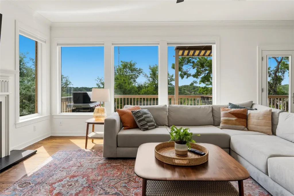 3107 Lookout Lane Austin TX 78746