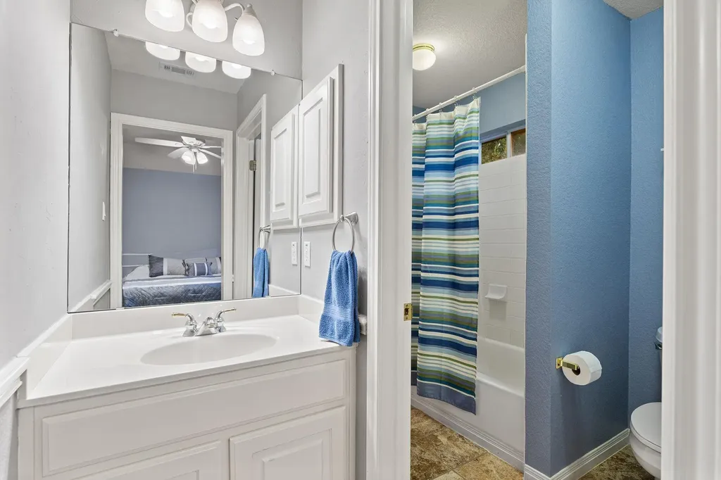 908 Golden Bear Cove Round Rock TX 78664