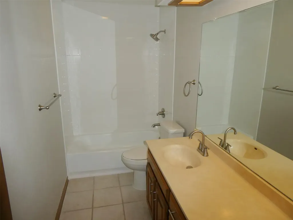 10225 Pinehurst Drive Austin TX 78747