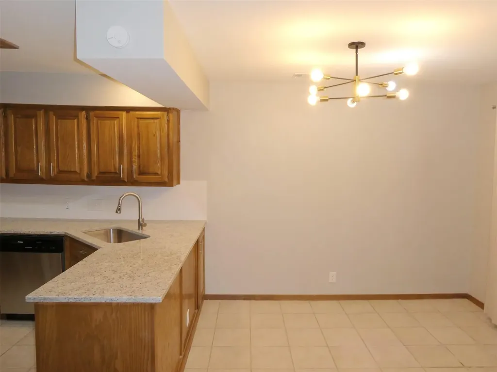 10225 Pinehurst Drive Austin TX 78747