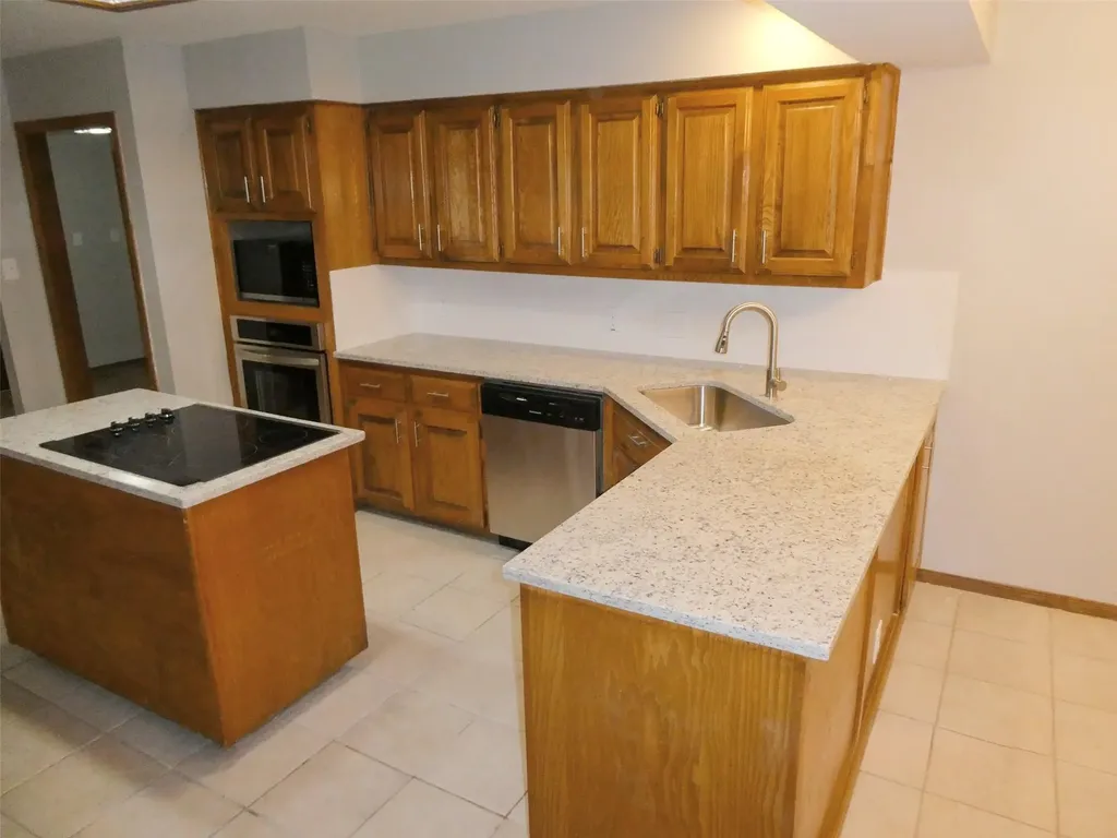 10225 Pinehurst Drive Austin TX 78747