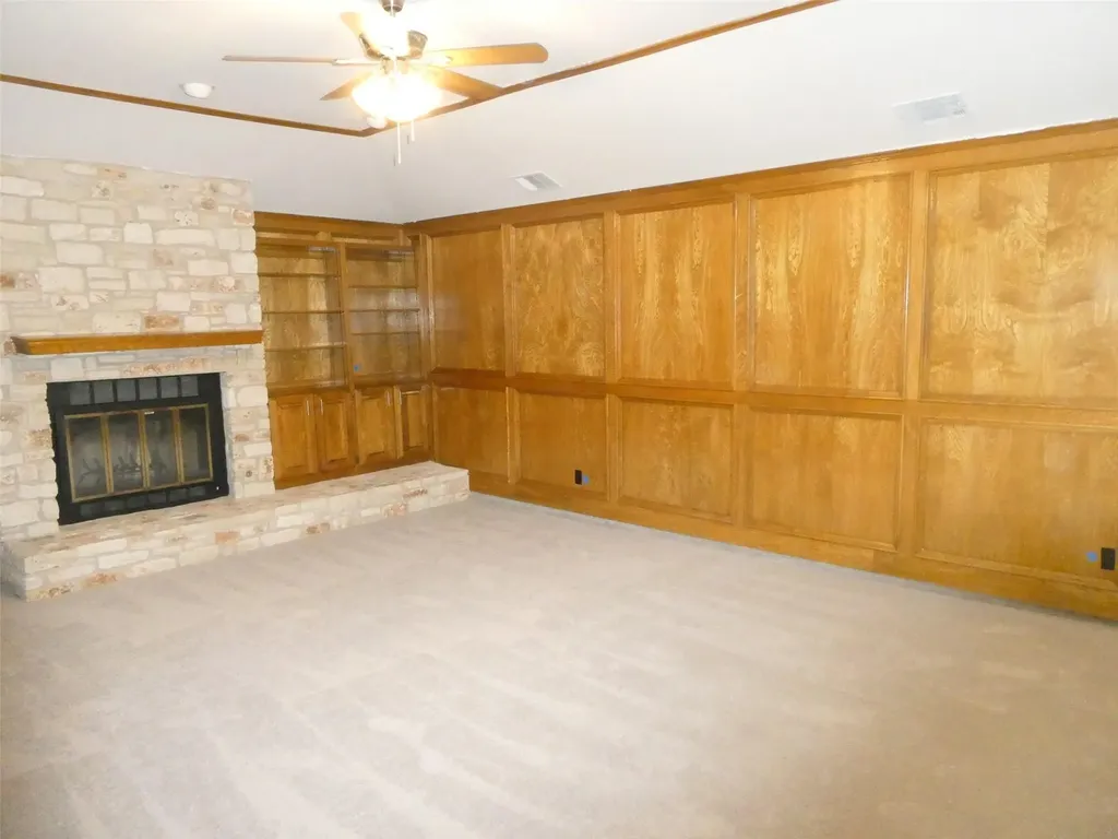 10225 Pinehurst Drive Austin TX 78747