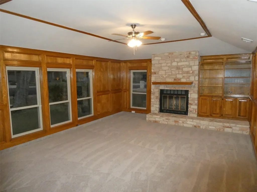 10225 Pinehurst Drive Austin TX 78747