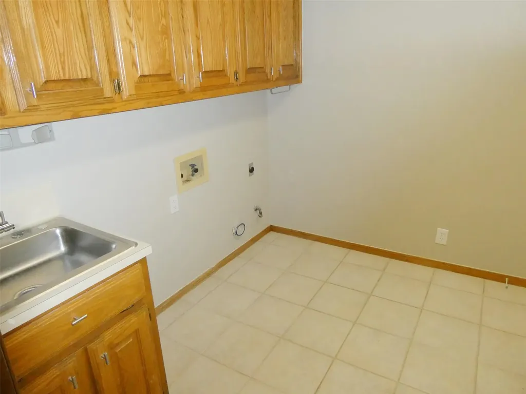 10225 Pinehurst Drive Austin TX 78747