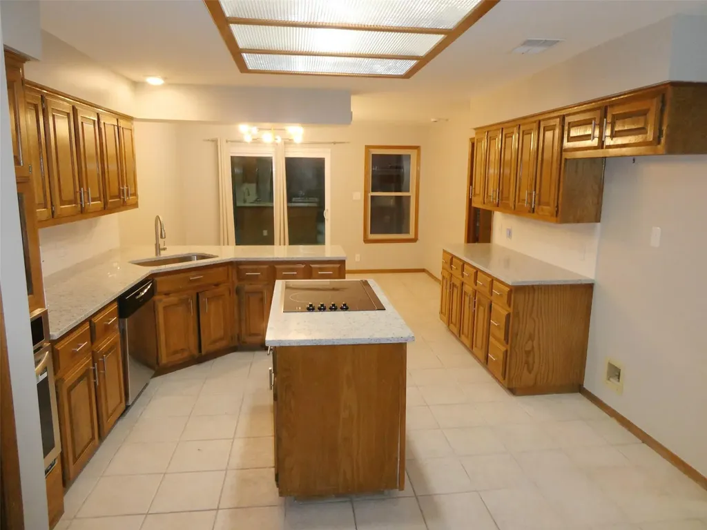 10225 Pinehurst Drive Austin TX 78747
