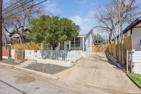 2306 Santa Maria Street Austin TX 78702