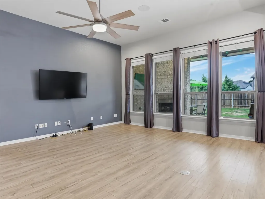 626 Painted Creek Way Kyle TX 78640