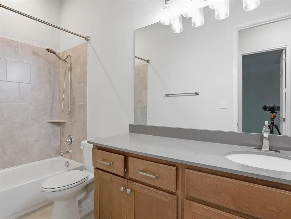 626 Painted Creek Way Kyle TX 78640