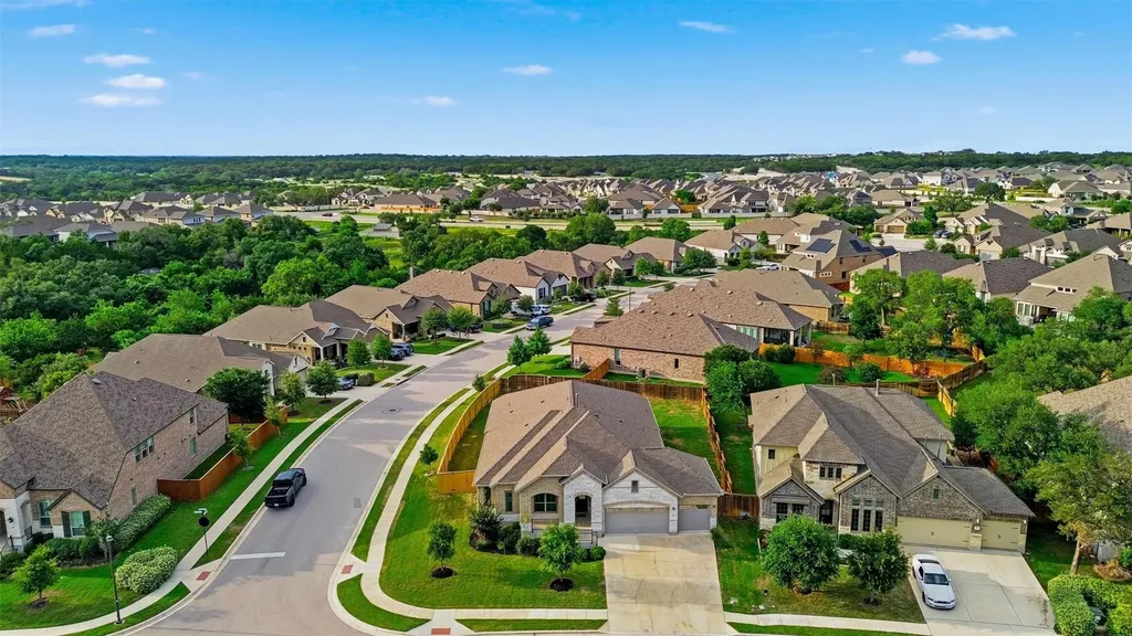 626 Painted Creek Way Kyle TX 78640