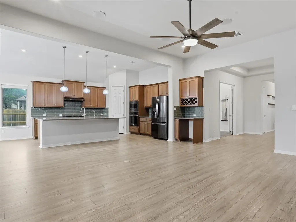 626 Painted Creek Way Kyle TX 78640