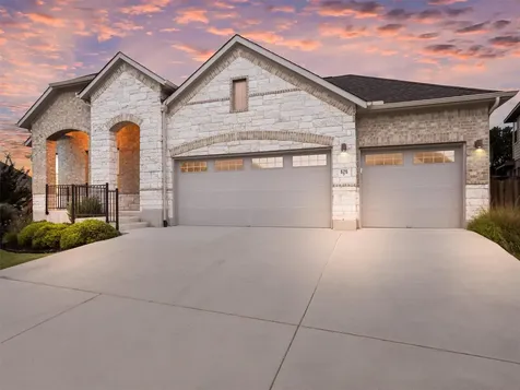626 Painted Creek Way Kyle TX 78640