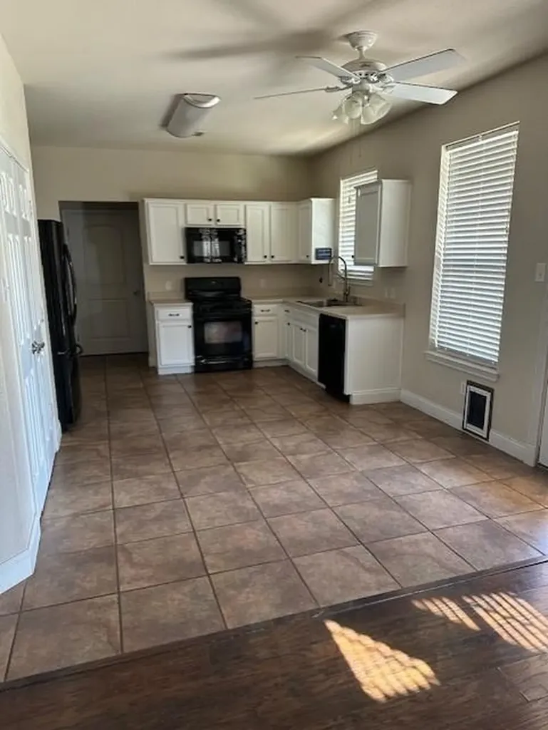 1316 Beechwood Drive Kyle TX 78640