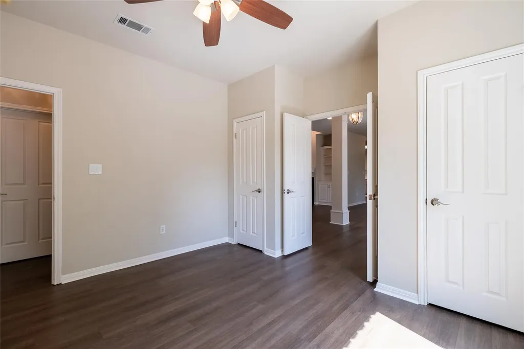 1411 Lakeway Drive Lakeway TX 78734