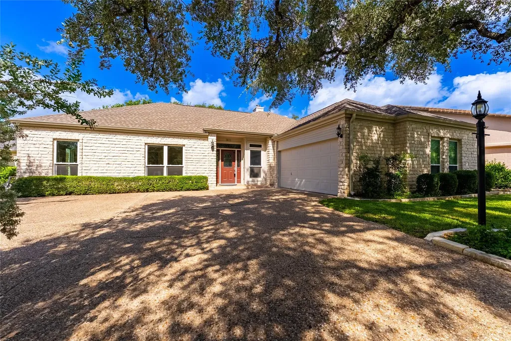 1411 Lakeway Drive Lakeway TX 78734