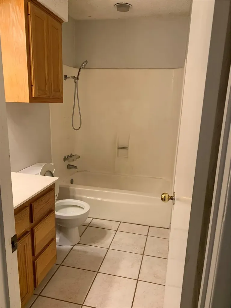 413-415 Live Oak Street Kyle TX 78640
