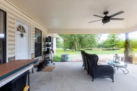 326 Zapalac Road Smithville TX 78957