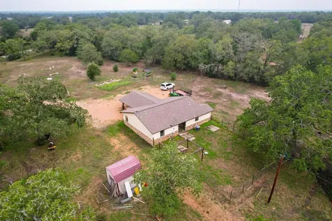 326 Zapalac Road Smithville TX 78957