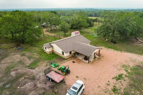 326 Zapalac Road Smithville TX 78957