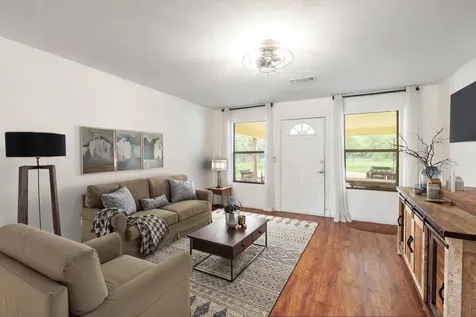 326 Zapalac Road Smithville TX 78957