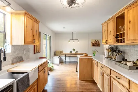 326 Zapalac Road Smithville TX 78957