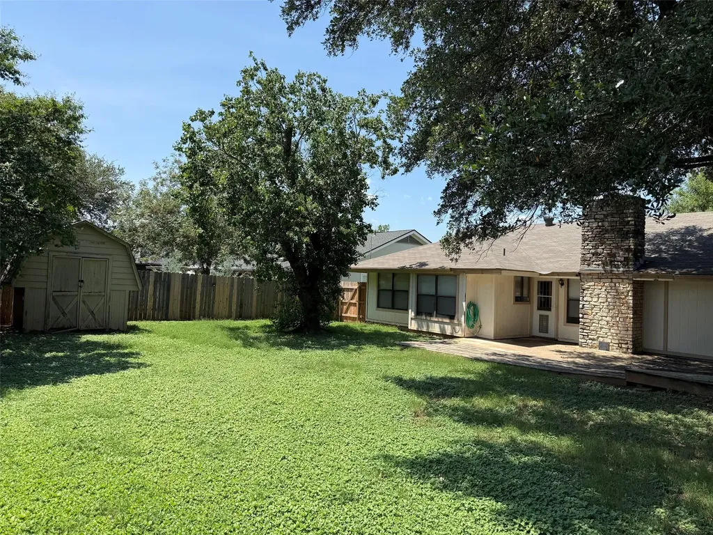 3511 Monument Drive Round Rock TX 78681