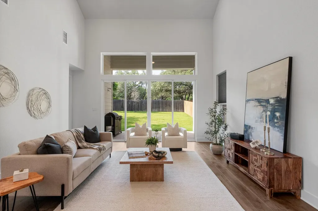 305 Comfort Maple Lane Dripping Springs TX 78620
